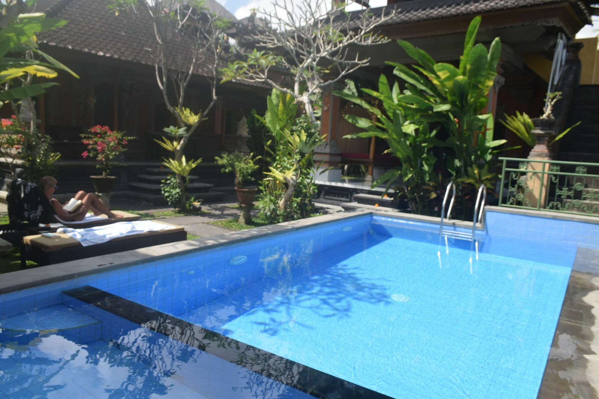 Aura Bisma Hotel Ubud Exterior foto